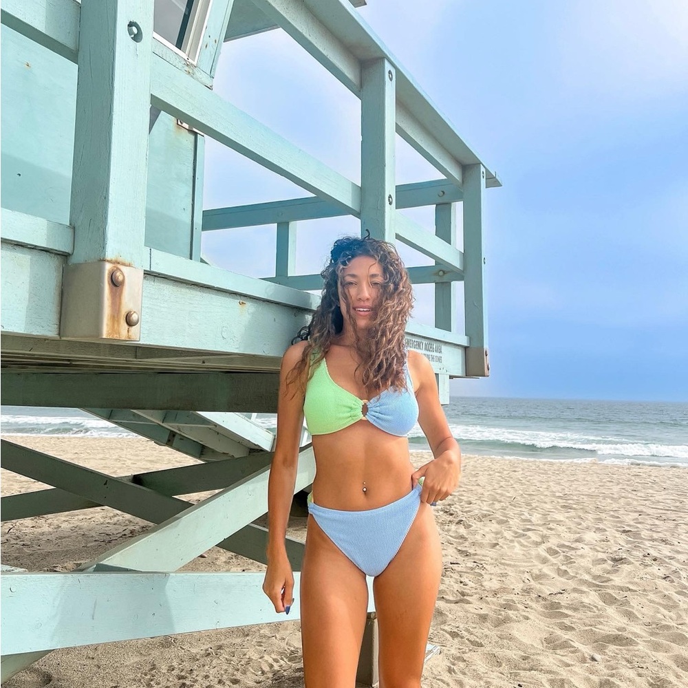 Color Block Scrunch Bikini
